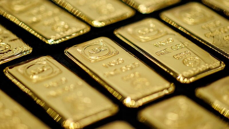 Ouro chega a US$ 4.000 pela primeira vez com a busca por ativos de proteção Ouro chega a US$ 4.000 pela primeira vez com a busca por ativos de proteção