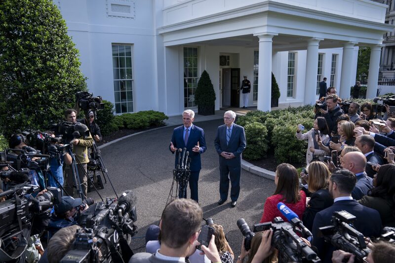 Presidente Joe Biden recebe líderes do Congresso para reunião sobre limite de dívida Presidente Joe Biden recebe líderes do Congresso para reunião sobre limite de dívida