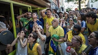 Eliminação do Brasil reduz expectativa de impulso para vendas de cerveja, dizem analistas Eliminação do Brasil reduz expectativa de impulso para vendas de cerveja, dizem analistas