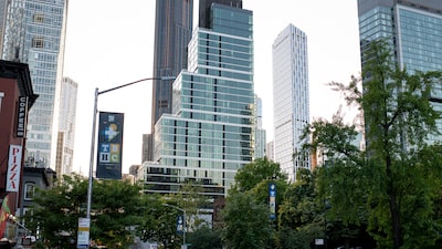 Vale do Silício ‘invade’ NY, divide espaço com Wall St e cria novo polo de riqueza Vale do Silício ‘invade’ NY, divide espaço com Wall St e cria novo polo de riqueza