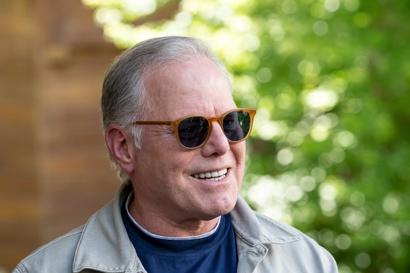 Zaslav, CEO de Warner, se perfila para convertirse en multimillonario tras acuerdo con Netflix. Zaslav, CEO de Warner, se perfila para convertirse en multimillonario tras acuerdo con Netflix.