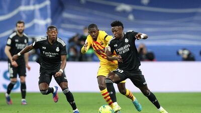 Telefonica assina acordo de US$ 1,5 bi com DAZN para direitos da LaLiga Telefonica assina acordo de US$ 1,5 bi com DAZN para direitos da LaLiga