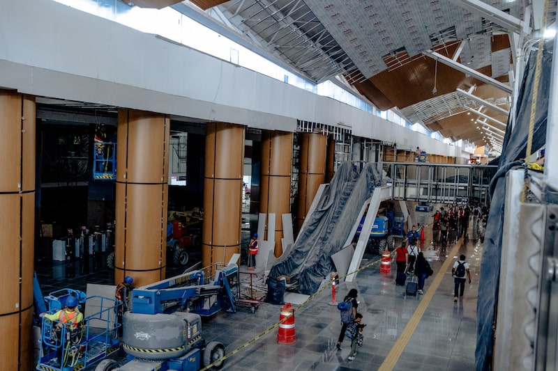 Aeroporto Benito Juárez passa por sua maior modernização em quase um século para enfrentar a pressão da Copa do Mundo (Foto: Fred Ramos/Bloomberg) Aeroporto Benito Juárez passa por sua maior modernização em quase um século para enfrentar a pressão da Copa do Mundo (Foto: Fred Ramos/Bloomberg)