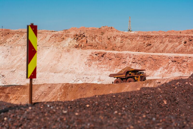 Os futuros em Singapura subiram até 3,9% nesta quarta (26), a maior alta intradiária em uma semana Os futuros em Singapura subiram até 3,9% nesta quarta (26), a maior alta intradiária em uma semana