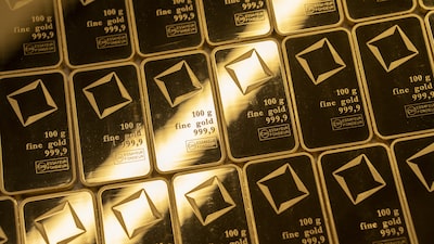 Oro y plata marcan récords ante temores de guerra comercial por Groenlandia Oro y plata marcan récords ante temores de guerra comercial por Groenlandia