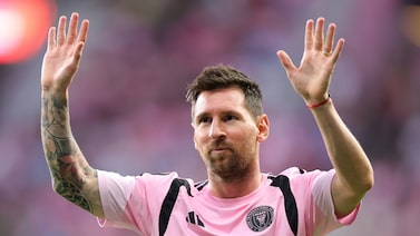 De volta às raízes: Messi compra clube de futebol catalão nos arredores de Barcelona De volta às raízes: Messi compra clube de futebol catalão nos arredores de Barcelona