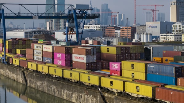 Empresas de la eurozona anticipan fuerte alza de precios y costos por la guerra de Irán Empresas de la eurozona anticipan fuerte alza de precios y costos por la guerra de Irán