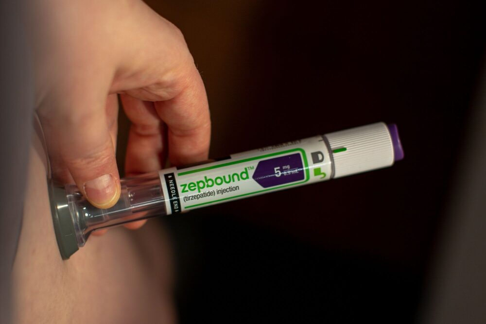 Según analistas , la inyectable Zepbound de Eli Lilly, reportará una subida del 30% en ventas al comprarse con el 2024 y con un crecimiento cerca del 150%. Fotógrafo: Shelby Knowles/Bloomberg Según analistas , la inyectable Zepbound de Eli Lilly, reportará una subida del 30% en ventas al comprarse con el 2024 y con un crecimiento cerca del 150%. Fotógrafo: Shelby Knowles/Bloomberg