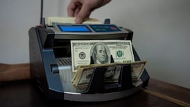 Argentina reglamenta ley que busca incitar el uso de dólares ‘bajo el colchón’ Argentina reglamenta ley que busca incitar el uso de dólares ‘bajo el colchón’