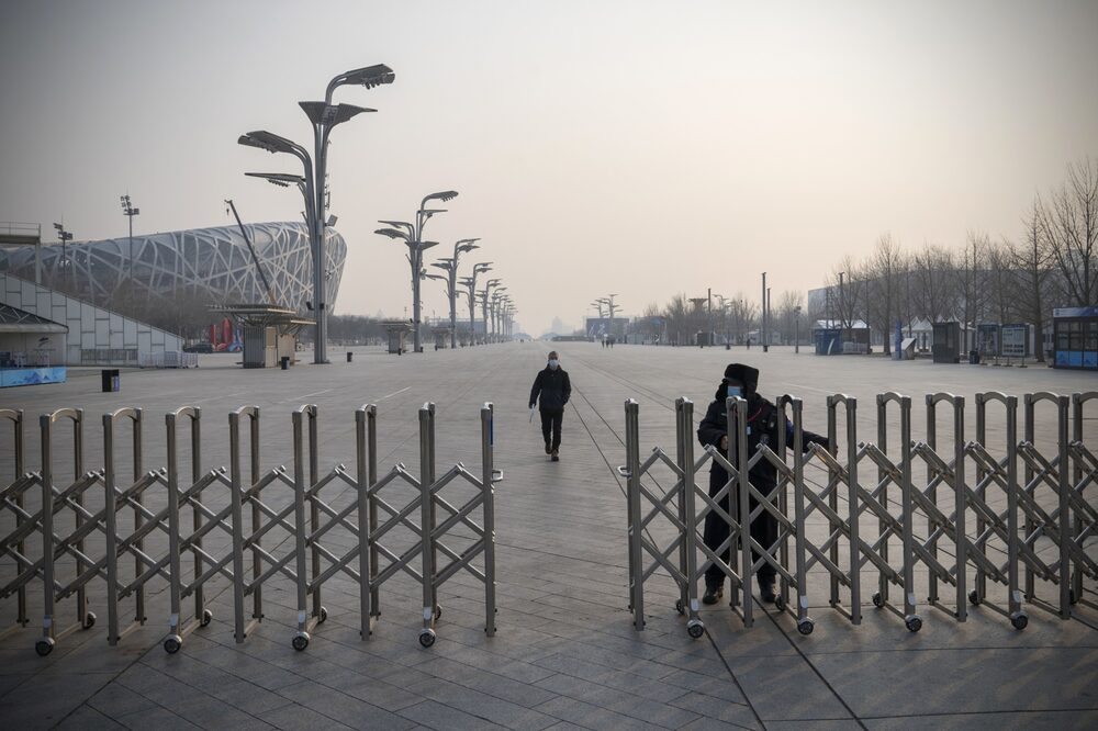 Una barricada instalada para los Juegos Olímpicos y Paralímpicos de Invierno de Pekín 2022 cerca del Estadio Nacional en Pekín, el 7 de enero. Una barricada instalada para los Juegos Olímpicos y Paralímpicos de Invierno de Pekín 2022 cerca del Estadio Nacional en Pekín, el 7 de enero.