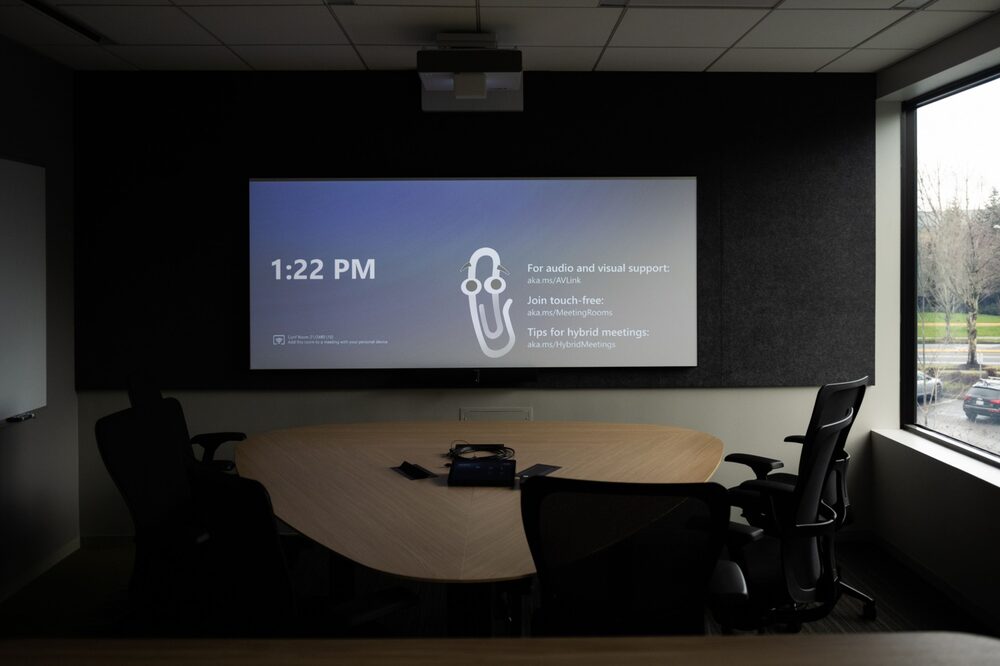 A conference room inside Building 21 at the Microsoft Campus in Redmond, Washington. Photographer: Chona Kasinger/Bloomberg A conference room inside Building 21 at the Microsoft Campus in Redmond, Washington. Photographer: Chona Kasinger/Bloomberg