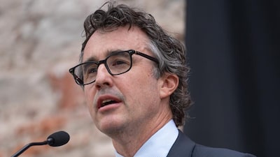 Rio Tinto invertirá US$4.400 millones en litio argentino y entrará al negocio del cobre, según su CEO global Rio Tinto invertirá US$4.400 millones en litio argentino y entrará al negocio del cobre, según su CEO global