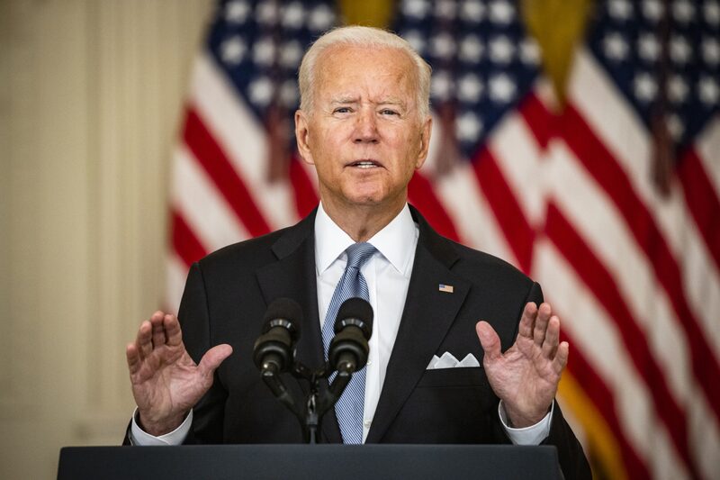 O presidente dos Estados Unidos, Joe Biden, consegue a aprovação do seu principal projeto econômico com impacto nos negócios até aqui no mandato O presidente dos Estados Unidos, Joe Biden, consegue a aprovação do seu principal projeto econômico com impacto nos negócios até aqui no mandato