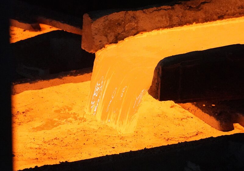 Red hot molten copper is poured into molds at a foundry. Photographer: Oliver Bunic/Bloomberg Red hot molten copper is poured into molds at a foundry. Photographer: Oliver Bunic/Bloomberg