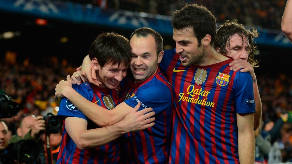 Qatar Foundation fue el primer sponsor pago que tuvo la camiseta del Barcelona. Qatar Foundation fue el primer sponsor pago que tuvo la camiseta del Barcelona.