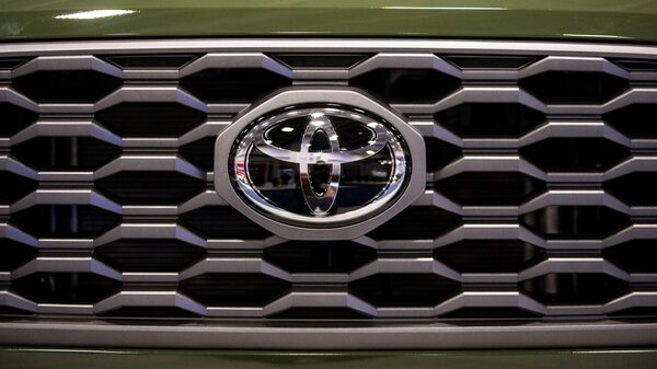 Terremoto no Japão interrompe fábricas da Toyota e Nissan Terremoto no Japão interrompe fábricas da Toyota e Nissan