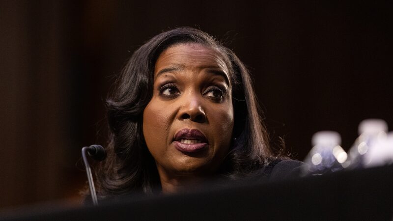 Trump tenta, mais uma vez, aval da Justiça para demitir a diretora Lisa Cook, do Fed Trump tenta, mais uma vez, aval da Justiça para demitir a diretora Lisa Cook, do Fed