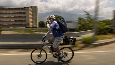 Venezuela endurece las reglas para las plataformas de delivery y sus repartidores Venezuela endurece las reglas para las plataformas de delivery y sus repartidores
