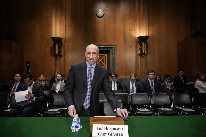 El jefe de la SEC, Gary Gensler, declara ante el Comité Bancario del Senado El jefe de la SEC, Gary Gensler, declara ante el Comité Bancario del Senado