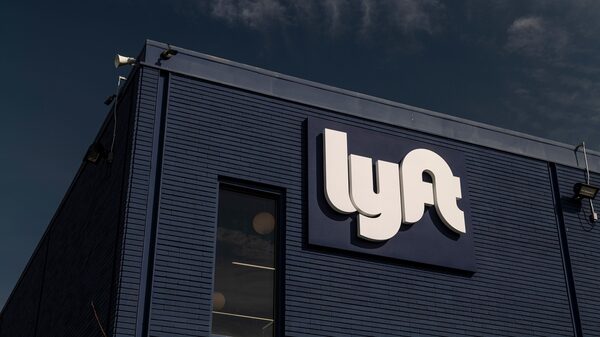 Lyft nombra a David Risher como su nuevo CEO tras la dimisión de su cofundador Lyft nombra a David Risher como su nuevo CEO tras la dimisión de su cofundador