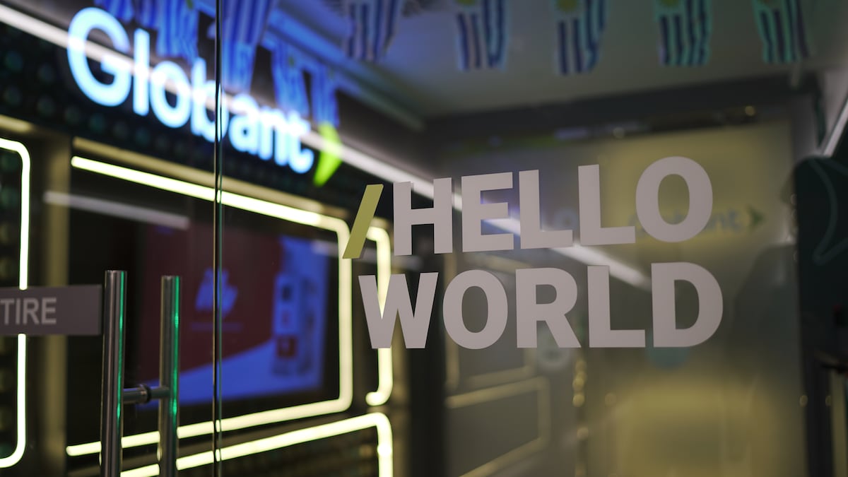 Globant recorta previsión de facturación en 2026 y se desploman sus acciones en Wall Street