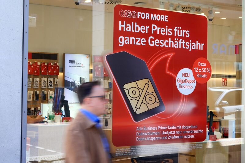 Una tienda Vodafone en Berlín. Una tienda Vodafone en Berlín.