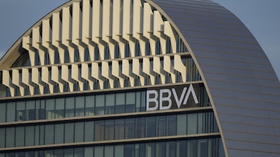 BBVA aumenta sus ganancias mientras México compensa la debilidad en España BBVA aumenta sus ganancias mientras México compensa la debilidad en España