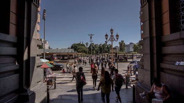 Argentina’s Economy Flatlined in July as Inflation Spiked Argentina’s Economy Flatlined in July as Inflation Spiked