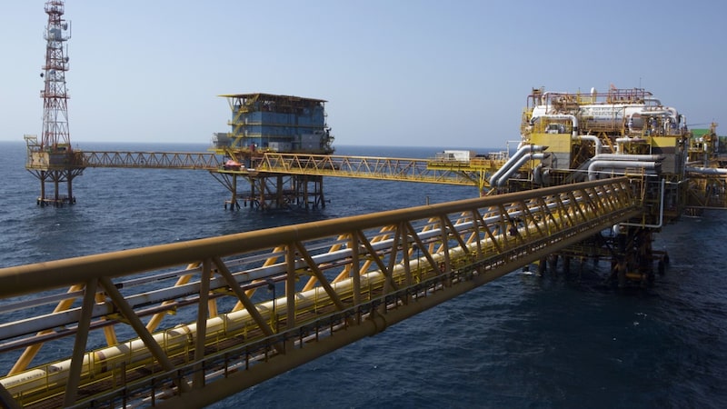 Mezcla Mexicana se mantiene por encima de US$100 tras alto al fuego de EE.UU. e Irán Mezcla Mexicana se mantiene por encima de US$100 tras alto al fuego de EE.UU. e Irán