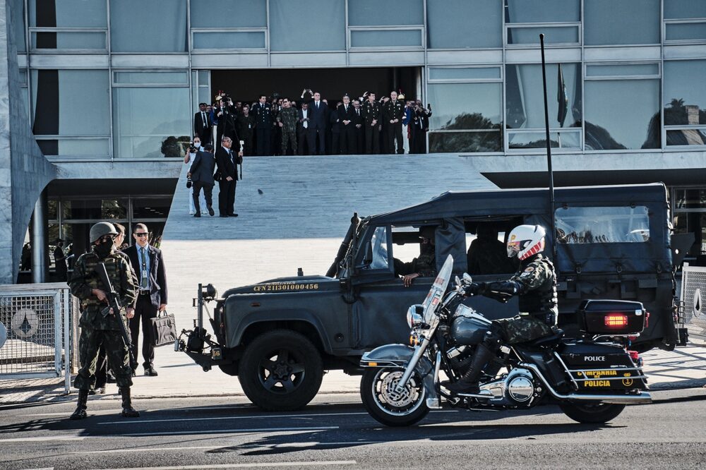 Foto del desfile militar en Brasilia. Foto del desfile militar en Brasilia.