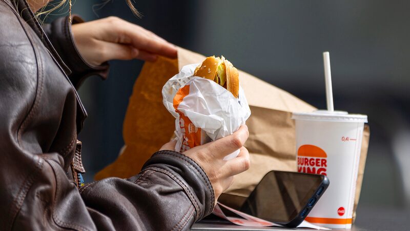 Vendas da dona do Burger King nos EUA se recuperam com o crescimento internacional Vendas da dona do Burger King nos EUA se recuperam com o crescimento internacional