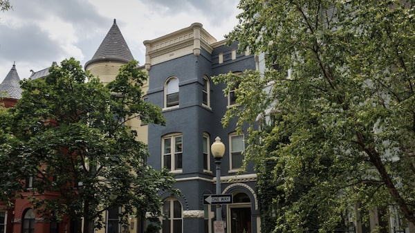 Una operación inmobiliaria destapa el turbio mundo del prestamista de los bancos Una operación inmobiliaria destapa el turbio mundo del prestamista de los bancos