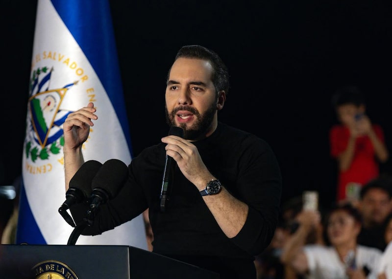 El presidente de El Salvador en un acto oficial el 14 de octubre de 2026. El presidente de El Salvador en un acto oficial el 14 de octubre de 2026.