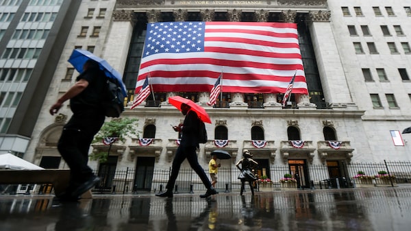 S&P 500 cae con el salto del petróleo, mientras el dólar se acerca a máximos del año S&P 500 cae con el salto del petróleo, mientras el dólar se acerca a máximos del año
