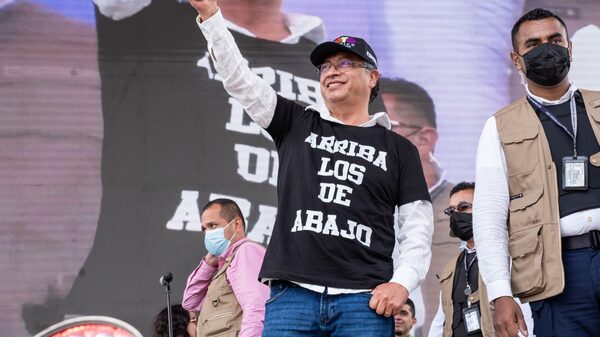 Gremio colombiano de petroleros le puso una tutela a Gustavo Petro Gremio colombiano de petroleros le puso una tutela a Gustavo Petro