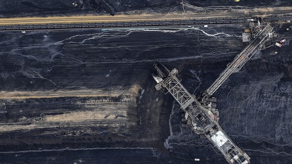 Consumo global de carbón alcanzará un récord mientras la UE trata de ahorrar gas Consumo global de carbón alcanzará un récord mientras la UE trata de ahorrar gas