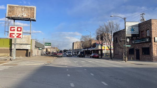 Amenaza de redadas contra inmigrantes convierte al movido centro de Chicago en una ciudad fantasma Amenaza de redadas contra inmigrantes convierte al movido centro de Chicago en una ciudad fantasma
