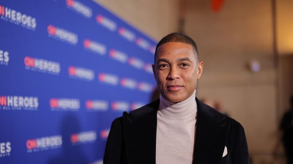 Anfitrión de CNN Don Lemon dice que fue despedido de la cadena Anfitrión de CNN Don Lemon dice que fue despedido de la cadena