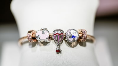 La digitalización y el dropshipping impulsan el crecimiento del sector joyero colombiano La digitalización y el dropshipping impulsan el crecimiento del sector joyero colombiano