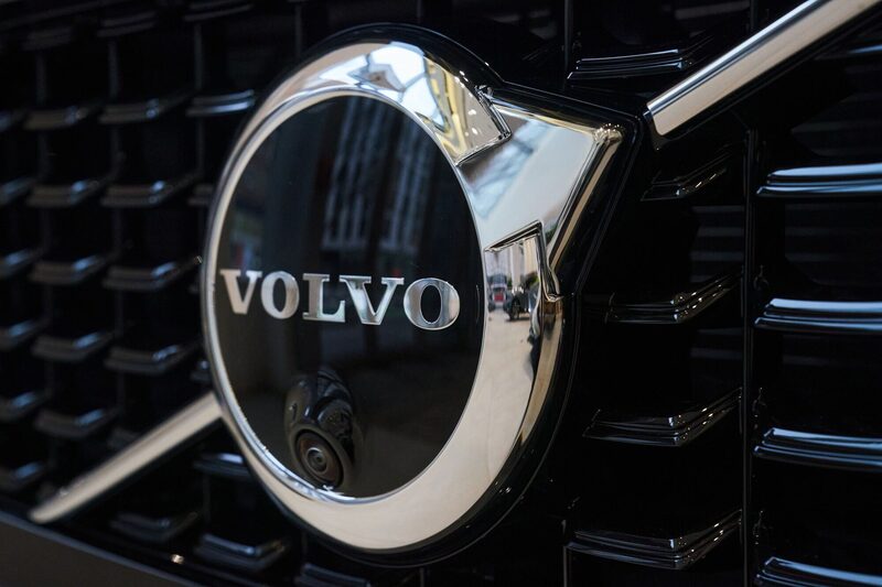 Volvo entra en modo ajuste: anuncia reducción de costos y retira guía financiera. Volvo entra en modo ajuste: anuncia reducción de costos y retira guía financiera.