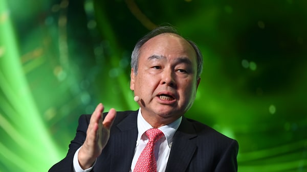 SoftBank planea invertir unos 75.000 millones de euros en inteligencia artificial en Francia SoftBank planea invertir unos 75.000 millones de euros en inteligencia artificial en Francia
