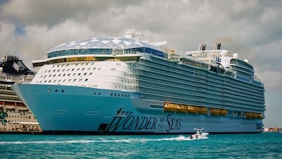 Royal Caribbean fecha acordo de US$ 3 bilhões com Sandals e avança além dos cruzeiros Royal Caribbean fecha acordo de US$ 3 bilhões com Sandals e avança além dos cruzeiros