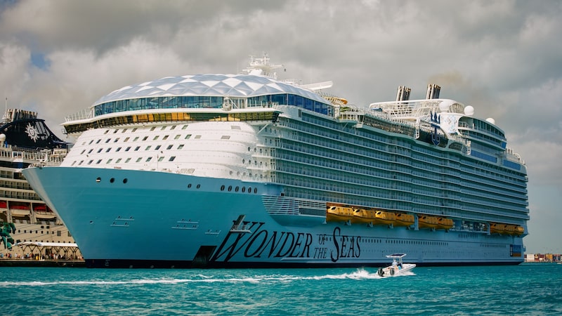 Royal Caribbean fecha acordo de US$ 3 bilhões com Sandals e avança além dos cruzeiros Royal Caribbean fecha acordo de US$ 3 bilhões com Sandals e avança além dos cruzeiros