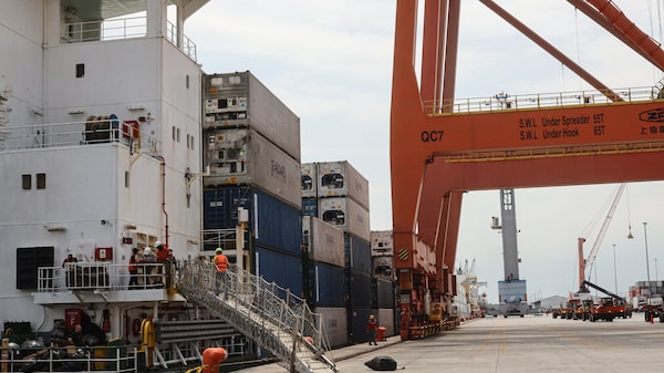 Ecuador planea licitar su mayor campo petrolero para reactivar la producción de crudo Ecuador planea licitar su mayor campo petrolero para reactivar la producción de crudo