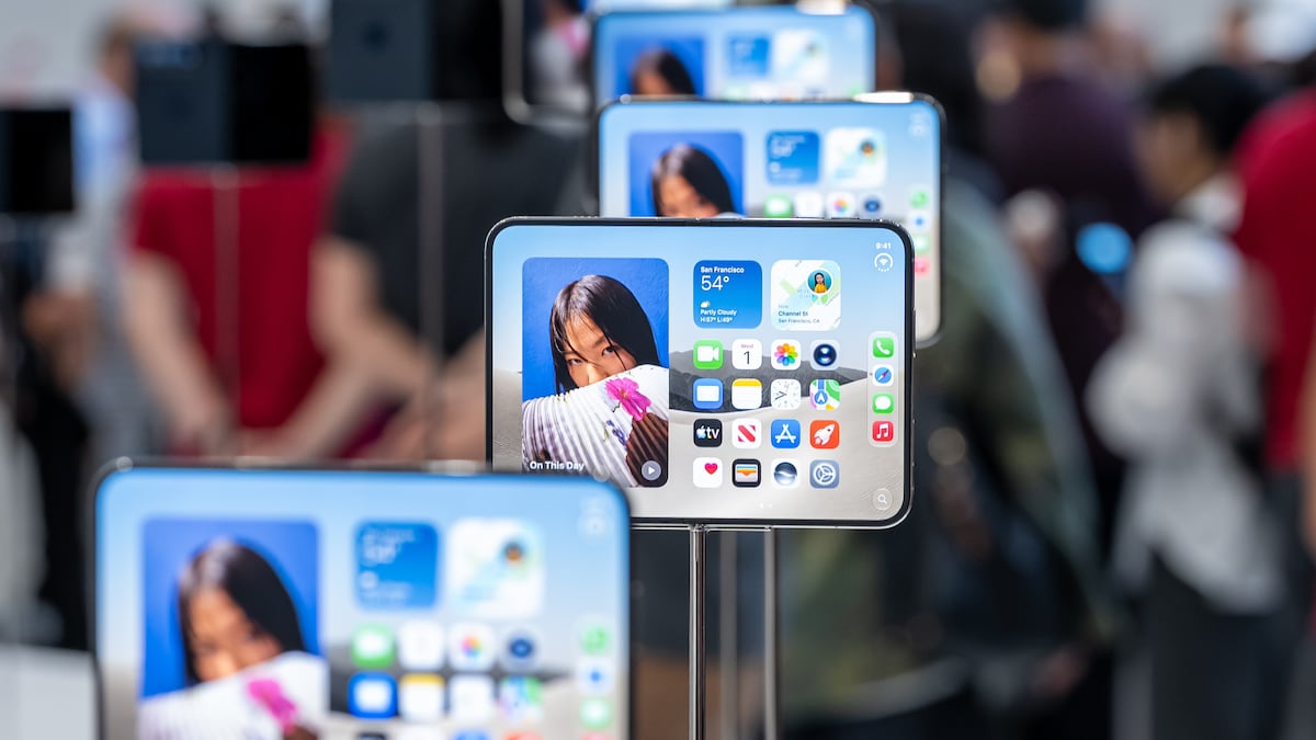 ¿Cuántos salarios mínimos cuesta el nuevo iPhone en Colombia en 2026?