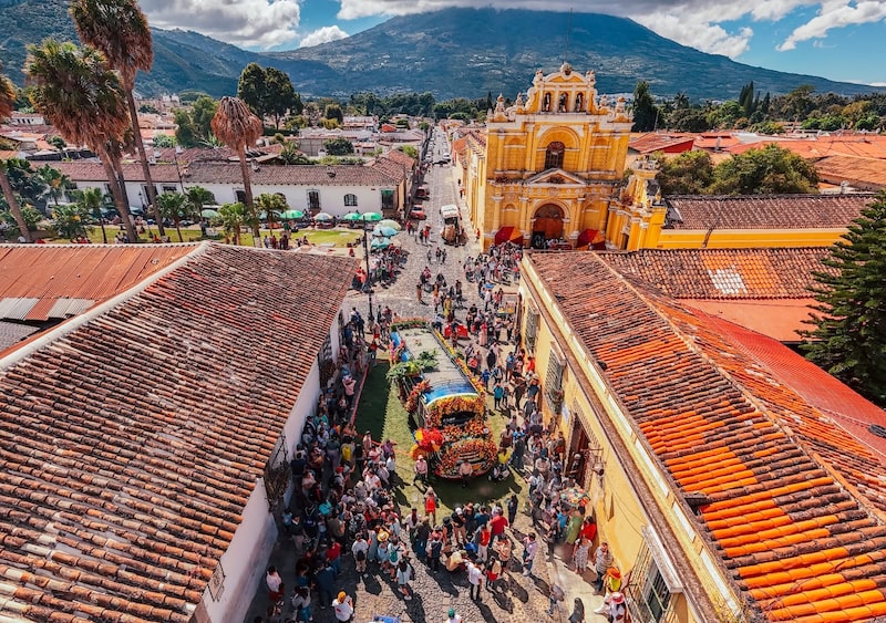 Festival de Las Flores en La Antigua Guatemala, el 15 de noviembre de 2025. Festival de Las Flores en La Antigua Guatemala, el 15 de noviembre de 2025.