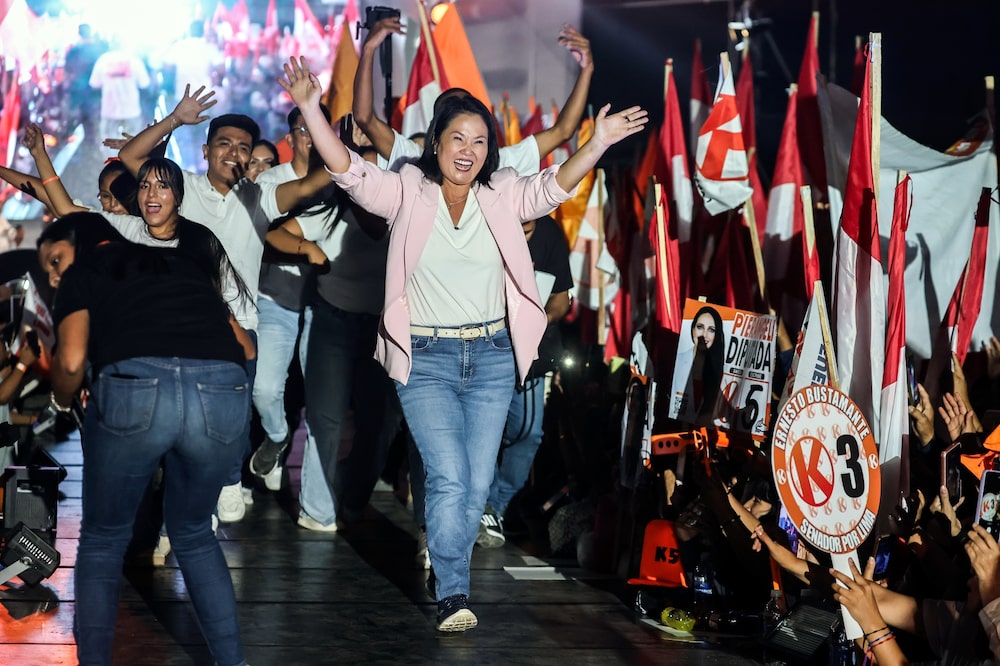Keiko Fujimori durante un mitin de campaña en Lima el 9 de abril. Fotógrafo: Sebastián Castañeda/Bloomberg Keiko Fujimori durante un mitin de campaña en Lima el 9 de abril. Fotógrafo: Sebastián Castañeda/Bloomberg