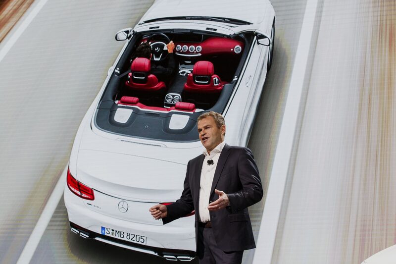 Amedeo Felisa assumirá como CEO da Aston Martin, substituindo Tobias Moers, na imagem acima. Amedeo Felisa assumirá como CEO da Aston Martin, substituindo Tobias Moers, na imagem acima.