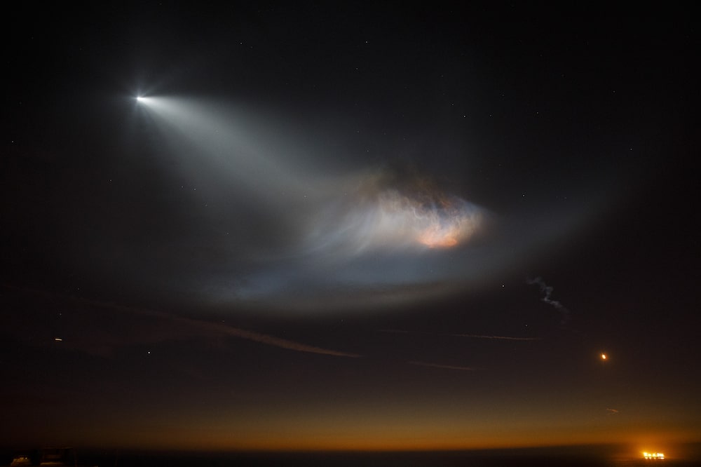SpaceX Successfully Lands Rocket Back At California Base SpaceX Successfully Lands Rocket Back At California Base