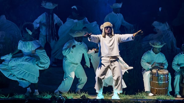 Bad Bunny es la elección perfecta para el show de medio tiempo del Super Bowl 2026 Bad Bunny es la elección perfecta para el show de medio tiempo del Super Bowl 2026